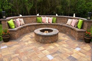 Hardscapes & Outdoor Living