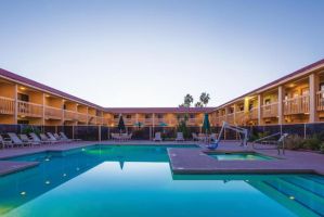 pet friendly accommodation tucson La Quinta Inn by Wyndham Tucson East